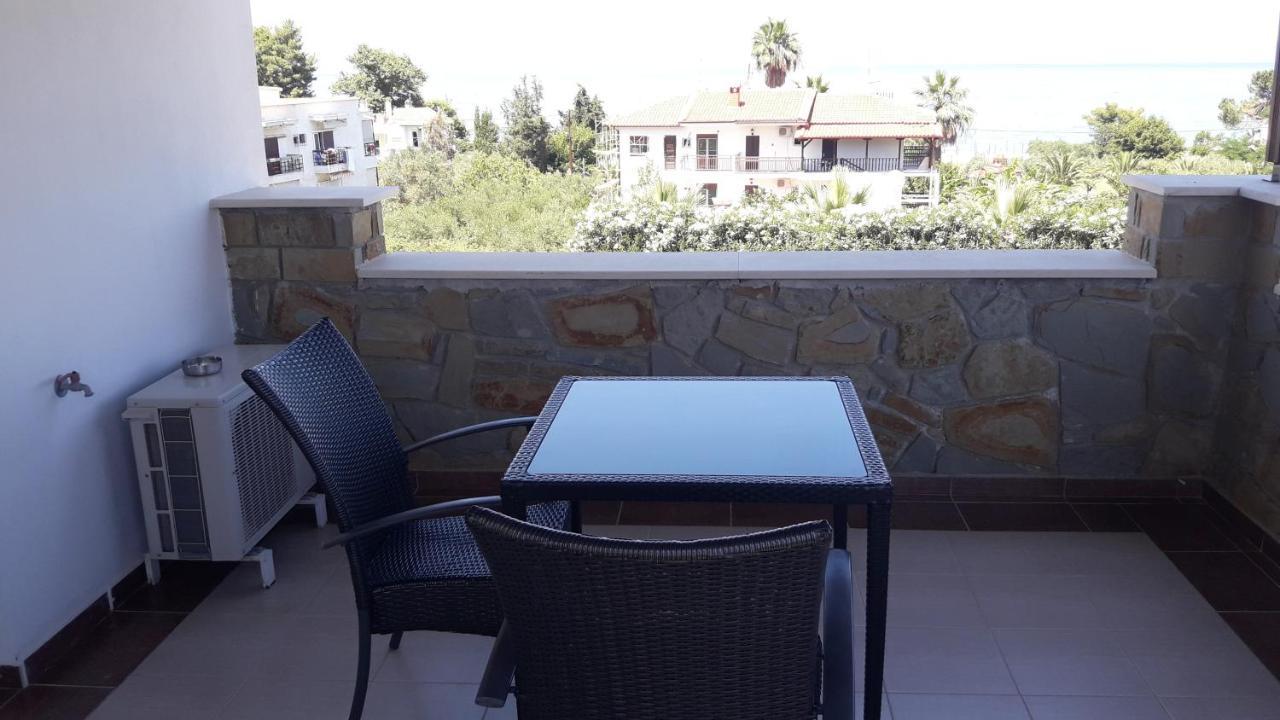 פפקוהורי Villa Helga Exotic מראה חיצוני תמונה