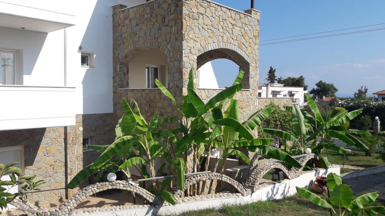 פפקוהורי Villa Helga Exotic מראה חיצוני תמונה