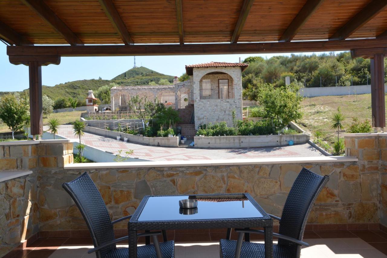 פפקוהורי Villa Helga Exotic מראה חיצוני תמונה