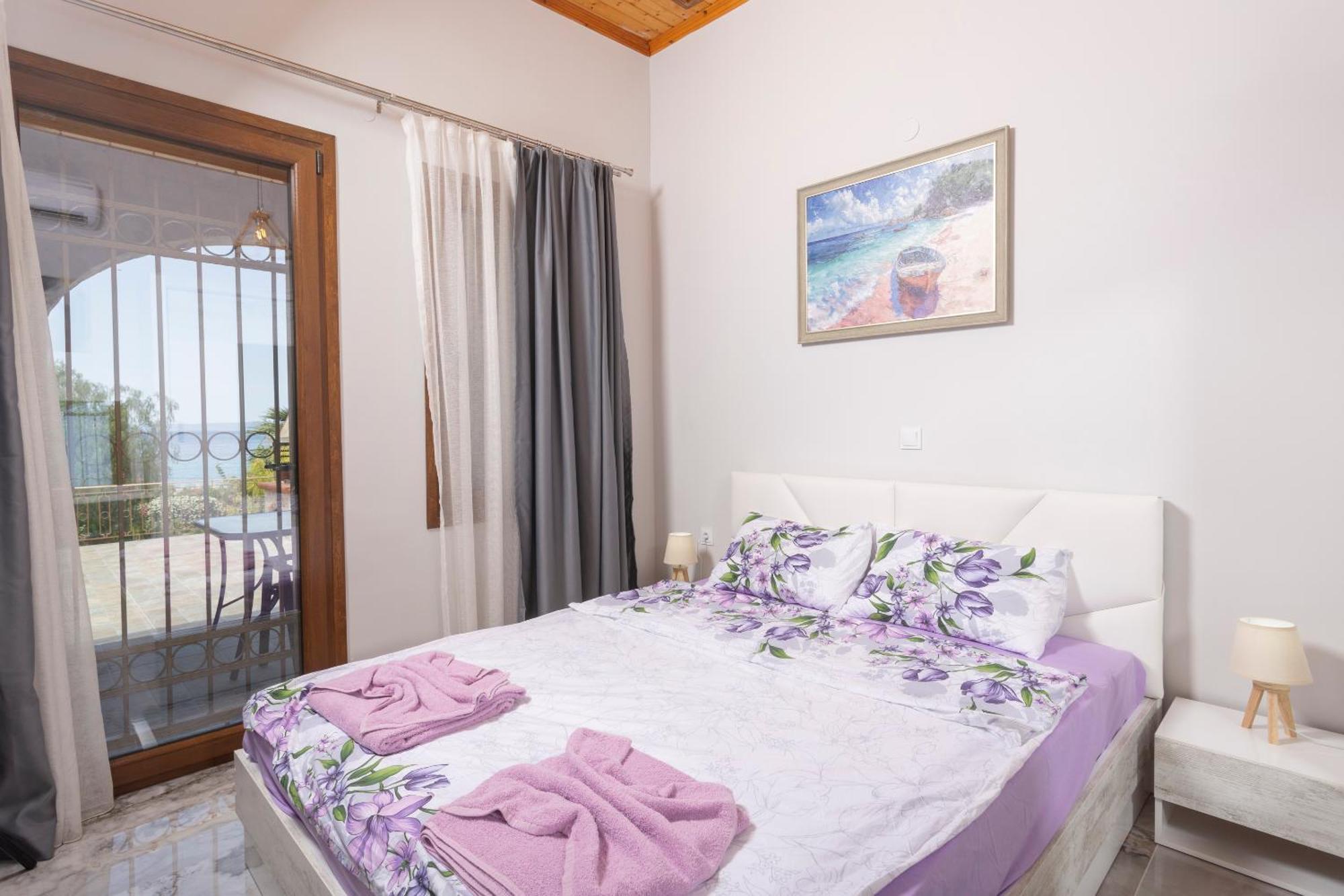 פפקוהורי Villa Helga Exotic מראה חיצוני תמונה
