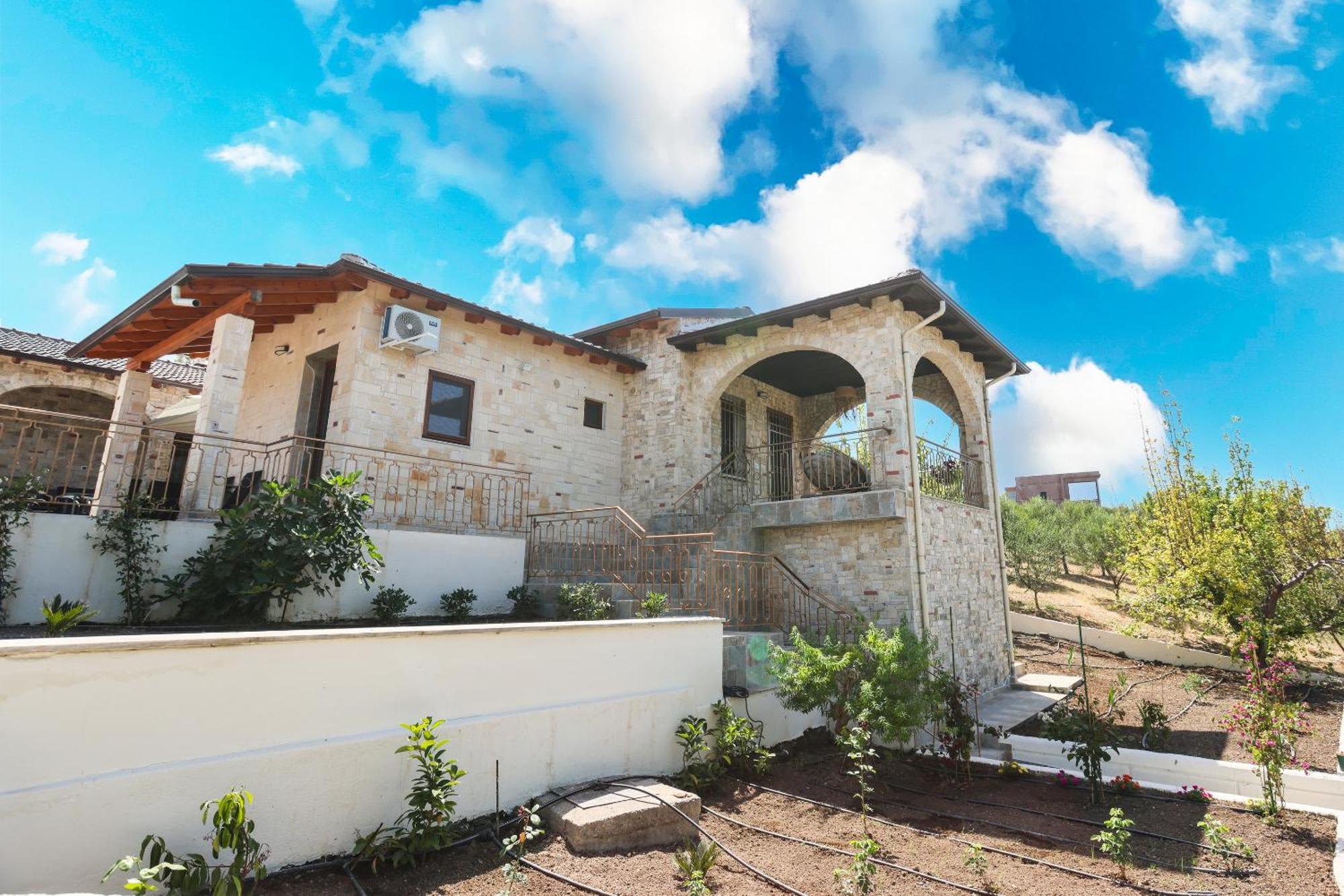 פפקוהורי Villa Helga Exotic מראה חיצוני תמונה