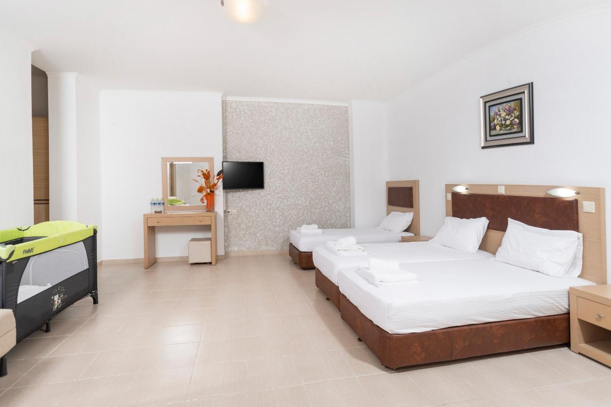 פפקוהורי Villa Helga Exotic מראה חיצוני תמונה