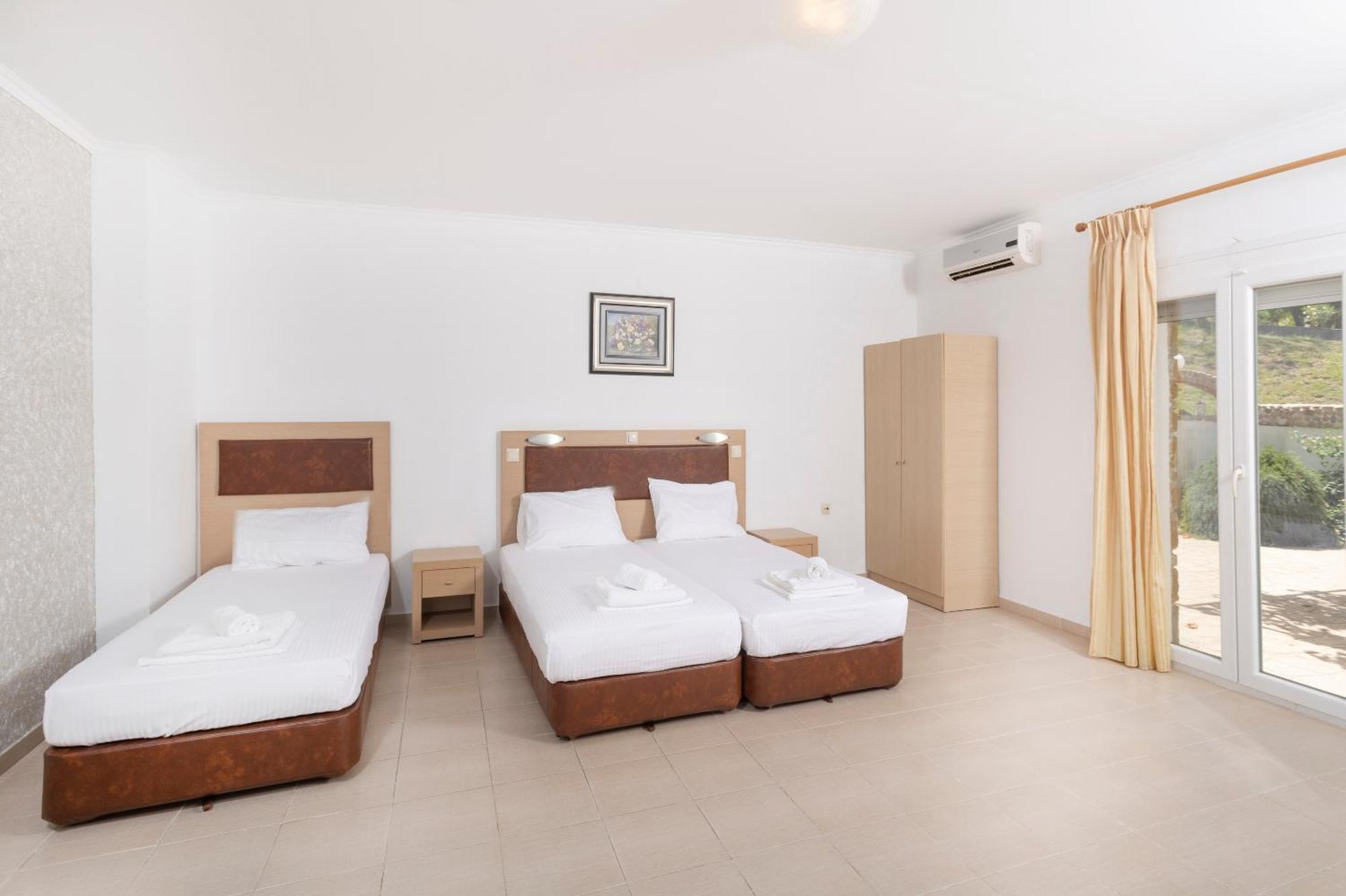 פפקוהורי Villa Helga Exotic מראה חיצוני תמונה